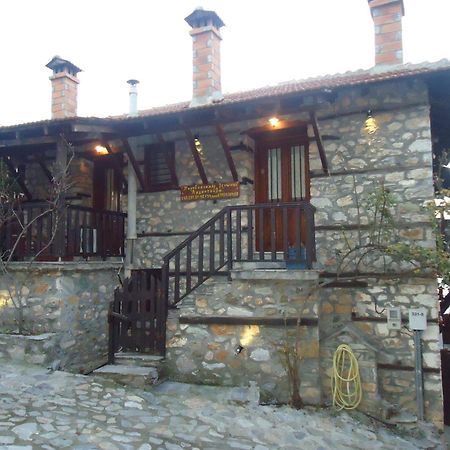 Traditional Guesthouse Archontoula ปาเลออส ปานเตเลมอน ภายนอก รูปภาพ